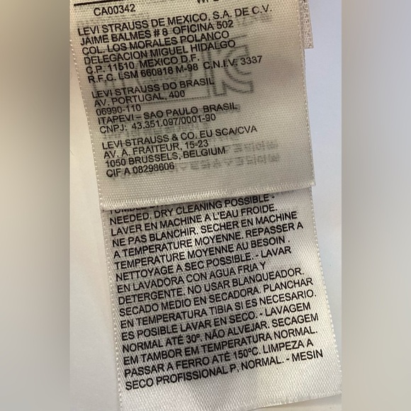 Levi Strauss’s Sta-Press mustard unisex shorts. 30 waist - Picture 8 of 11